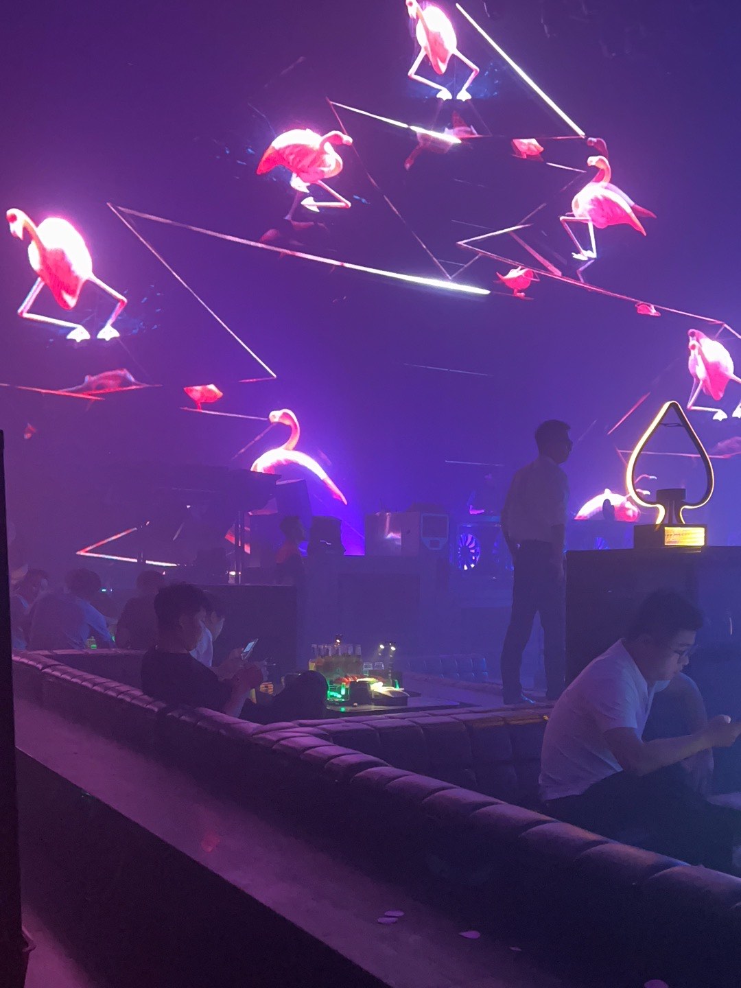 齐齐哈尔商务ktv预订-泰来县ktv预订